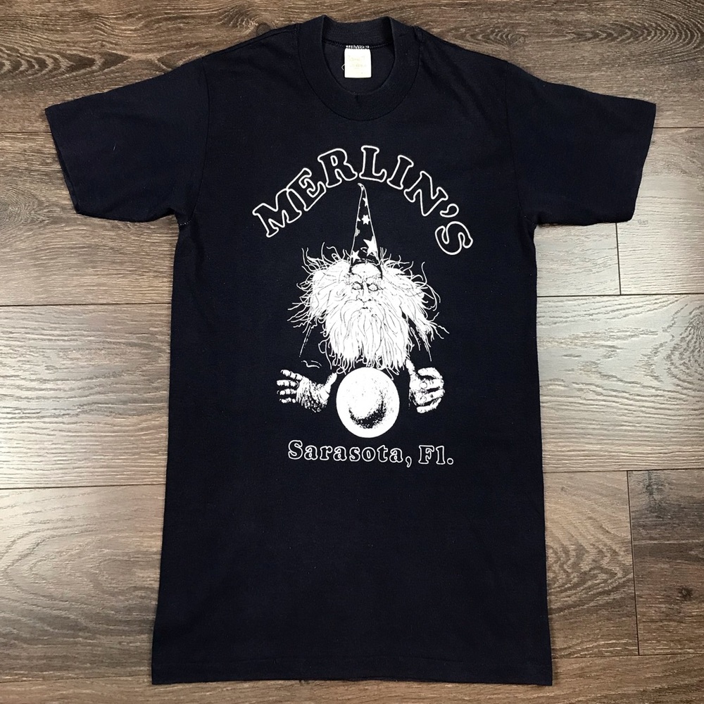 Merlin’s Sarasota, FL. Womens Vintage Magic Wizard Navy Blue Single Stitch Shirt